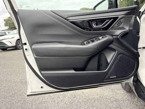 Used 2020 Subaru Outback Limited image 14