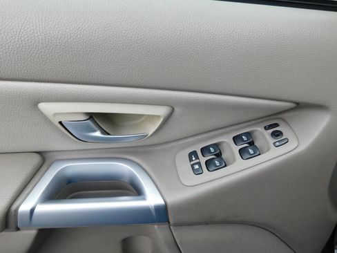 Used 2005 Volvo XC90 T6 image 16