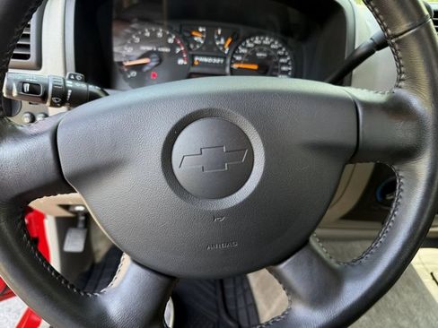 Used 2005 Chevrolet Colorado 2WD Extended Cab image 17