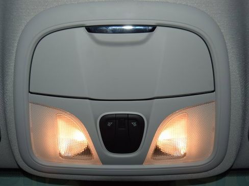 Used 2019 Jeep Cherokee Latitude Plus image 45