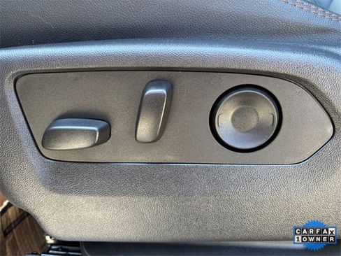 Used 2023 GMC Sierra 1500 AT4 w/ AT4 Preferred Package image 18