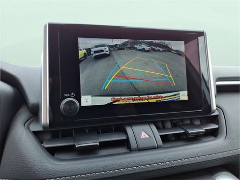 Used 2024 Toyota RAV4 XLE image 19