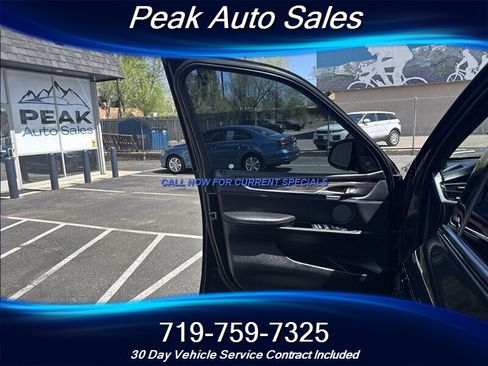Used 2017 BMW X5 xDrive50i AWD/4WD image 23