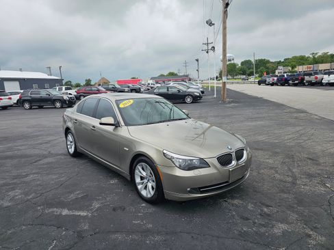 Used 2010 BMW 535i Sedan RWD image 3