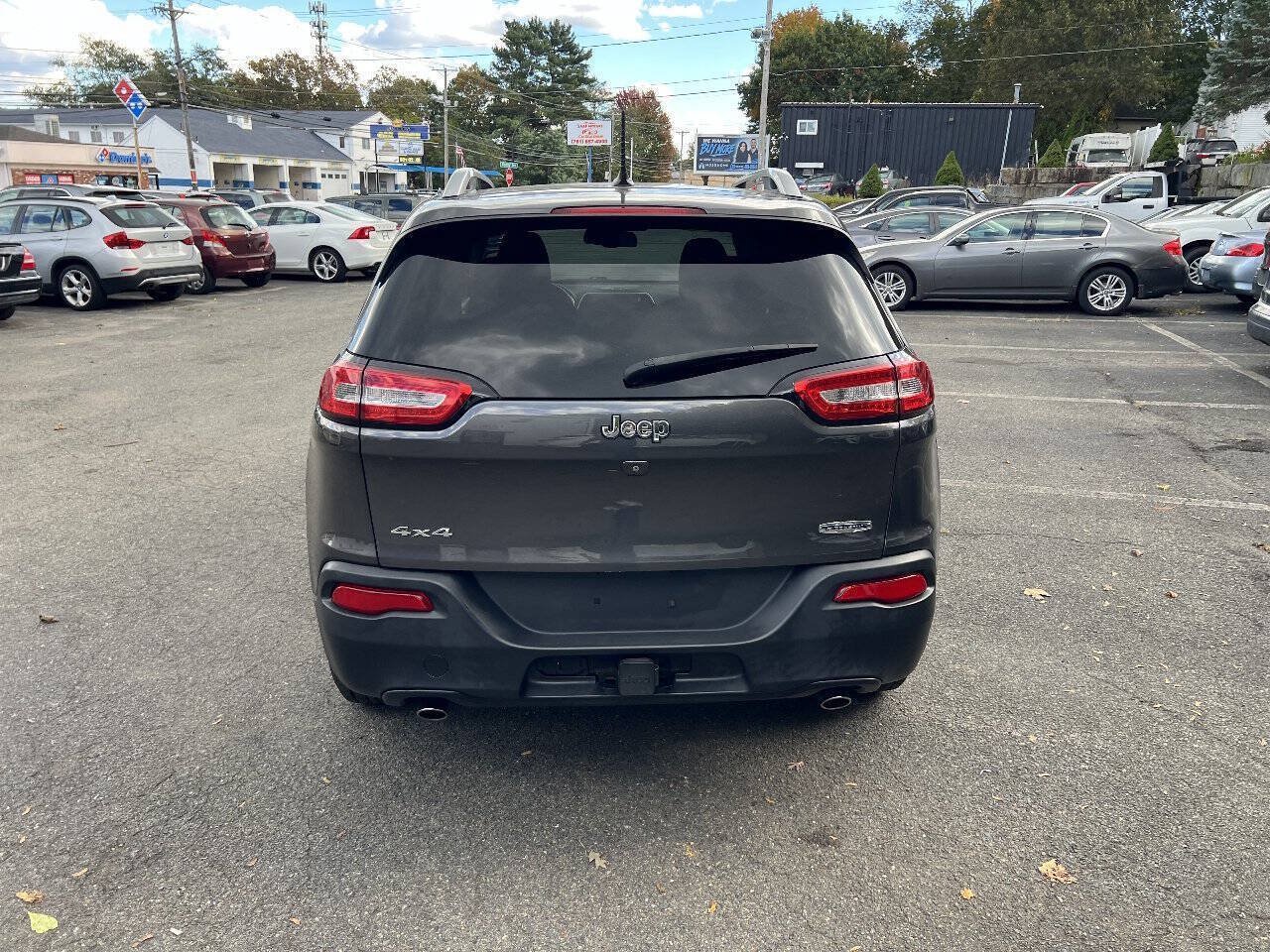 Used 2014 Jeep Cherokee Latitude w/ Comfort/Convenience Group AWD/4WD image 17