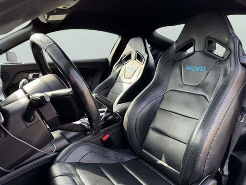 Used 2021 Ford Mustang GT RWD image 20