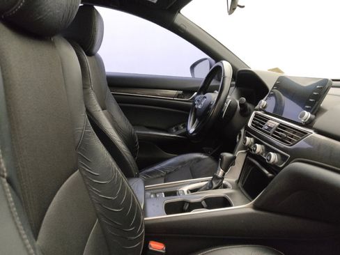 Used 2018 Honda Accord Sport image 21