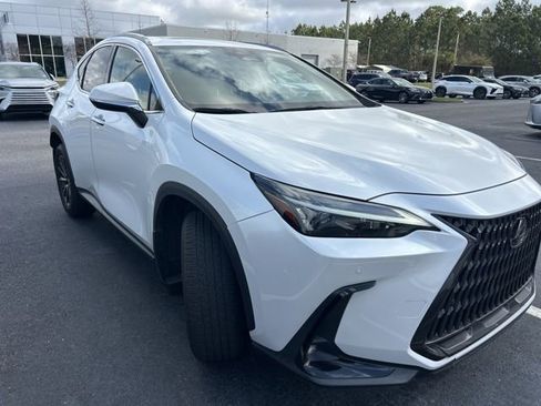 Used 2023 Lexus NX 350 AWD image 3