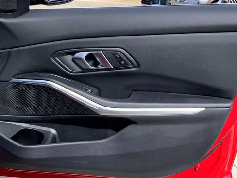 Used 2024 BMW 330i Sedan w/ Convenience Package image 21