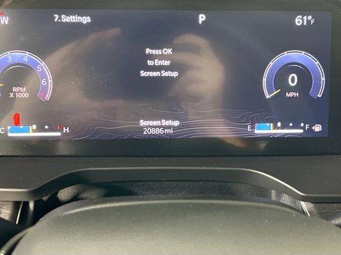 Used 2023 Jeep Grand Cherokee Limited image 12