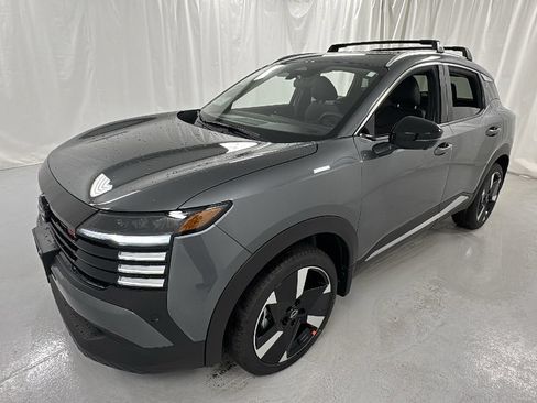 Used 2026 Nissan Kicks SR w/ Cold Weather Package AWD/4WD image 7