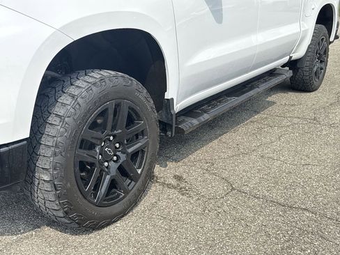 Certified 2024 Chevrolet Silverado 1500 LT Trail Boss w/ Convenience Package II image 18
