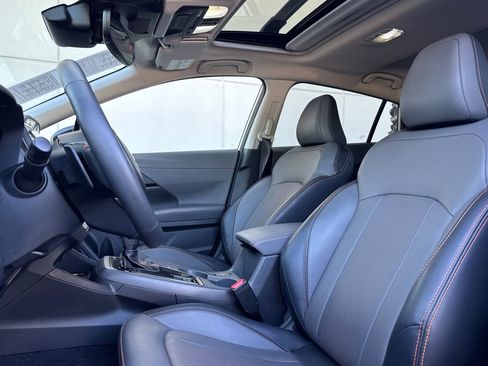 Used 2025 Subaru Crosstrek 2.5i Limited AWD/4WD image 5