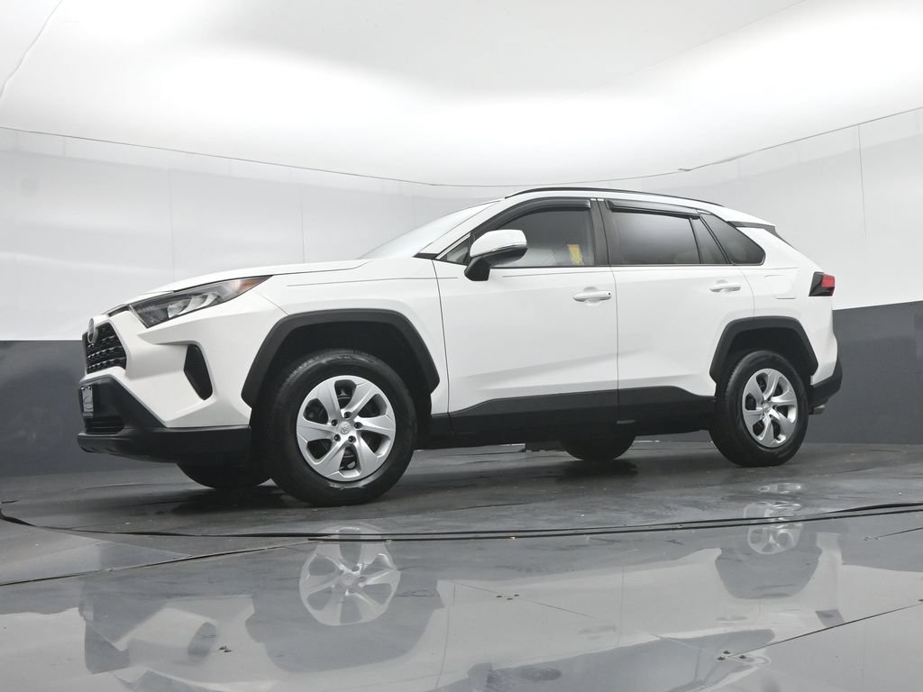 Used 2019 Toyota RAV4 LE FWD image 49