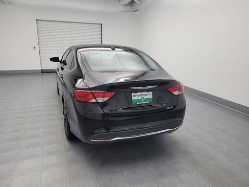 Used 2015 Chrysler 200 Limited FWD image 6