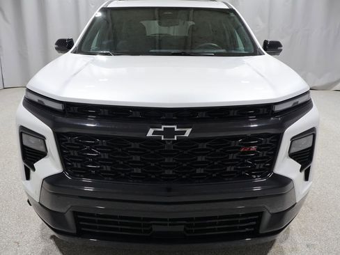 Used 2024 Chevrolet Traverse RS w/ LPO, Floor Liner Package AWD/4WD image 8
