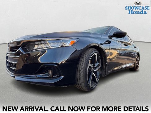 Used 2022 Honda Accord Sport image 2