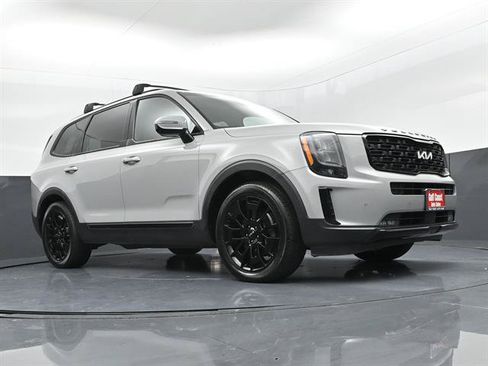Used 2022 Kia Telluride SX w/ SX Prestige Package AWD/4WD image 33