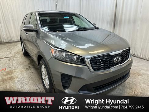 Used 2019 Kia Sorento LX image 1