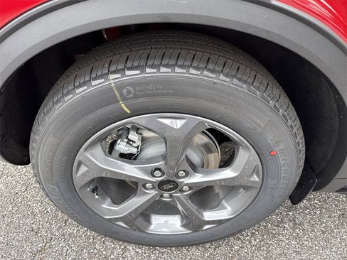 New 2026 Ford Escape ST-Line w/ Tech Pack #1 image 18