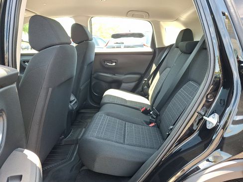 Used 2025 Honda HR-V LX image 10