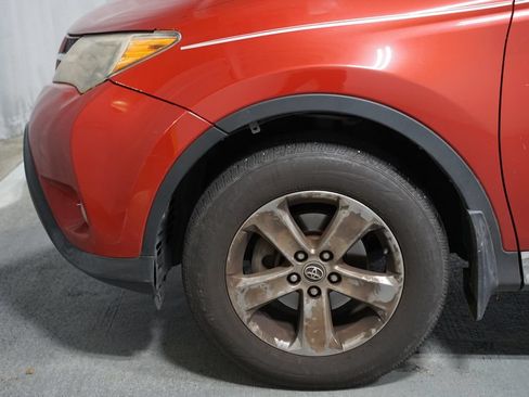 Used 2015 Toyota RAV4 XLE w/ Outdoor Package FWD image 5