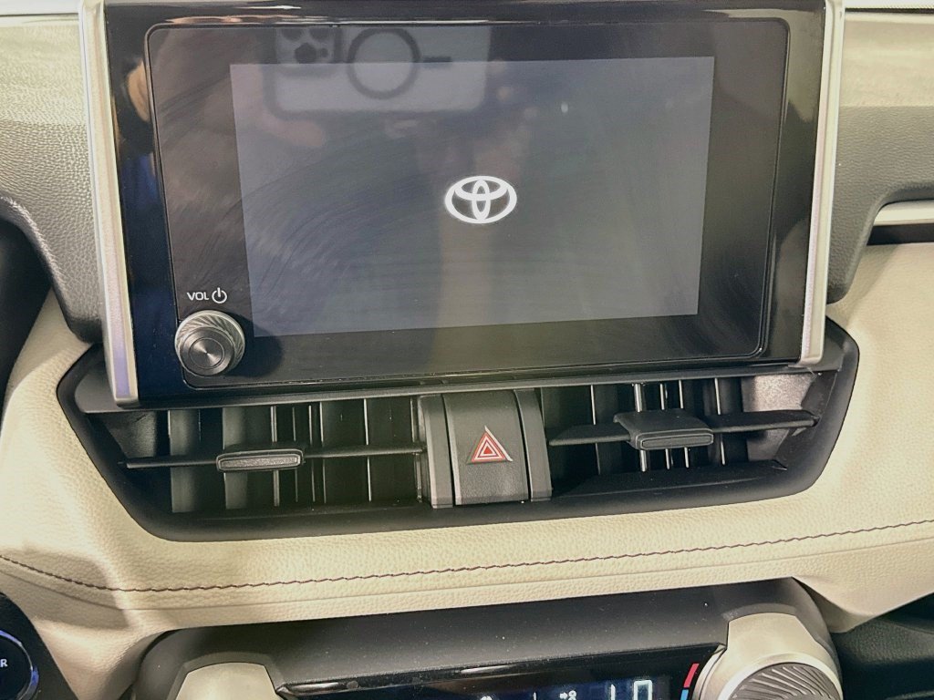 Used 2024 Toyota RAV4 XLE w/ Convenience Package AWD/4WD image 17