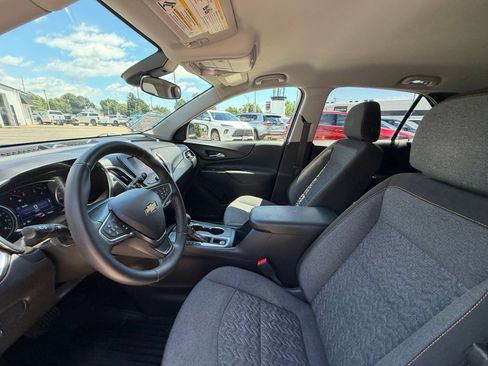 Used 2024 Chevrolet Equinox LT FWD image 4