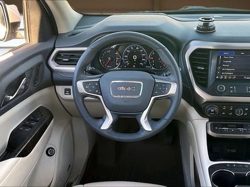 Used 2023 GMC Acadia Denali w/ Denali Ultimate Package image 5