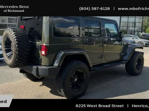 Used 2015 Jeep Wrangler Unlimited Rubicon w/ Connectivity Group image 2