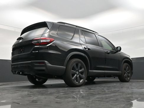 Used 2026 Honda Pilot Sport image 23