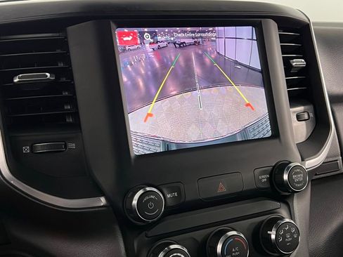 Used 2024 RAM 2500 Big Horn w/ Bed Utility Group image 18