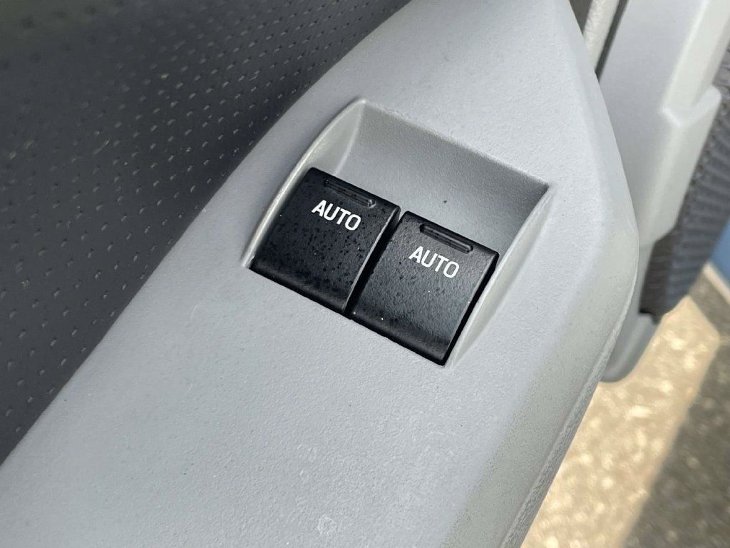 Used 2007 Ford Mustang GT RWD image 15