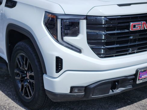 Used 2023 GMC Sierra 1500 Elevation RWD image 10