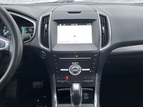 Used 2018 Ford Edge Titanium w/ Equipment Group 301A image 13