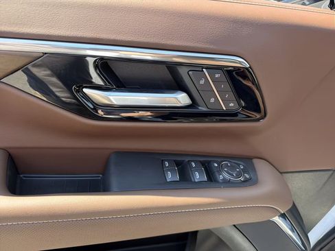 New 2026 Chevrolet Tahoe High Country AWD/4WD image 16