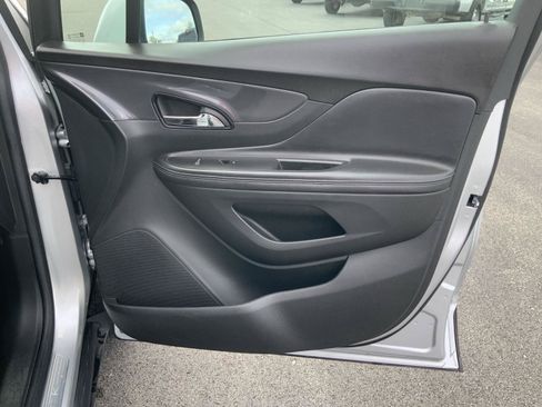 Used 2020 Buick Encore Preferred FWD image 45