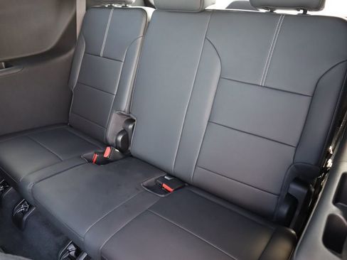 New 2026 GMC Acadia Elevation w/ Elevation Premium Package FWD image 20