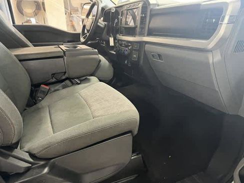 Used 2024 Ford F250 XLT image 34