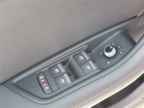 Used 2023 Audi A4 2.0T Premium Plus image 17