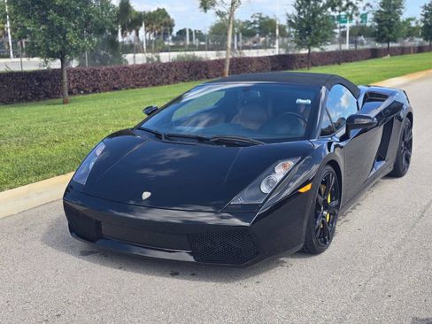 Used 2006 Lamborghini Gallardo Spyder image 8
