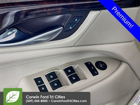Used 2015 Cadillac Escalade ESV Premium AWD/4WD image 12