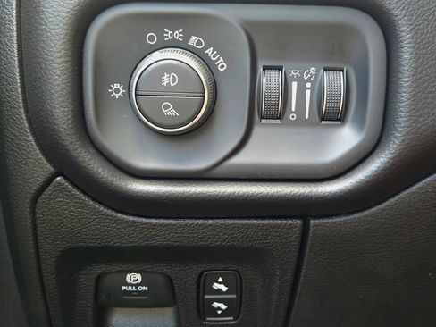 New 2027 RAM 1500 Rebel w/ Rebel Level 2 Equipment Group AWD/4WD image 33