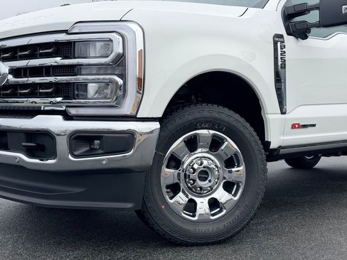 New 2026 Ford F250 King Ranch w/ Chrome Package AWD/4WD image 4