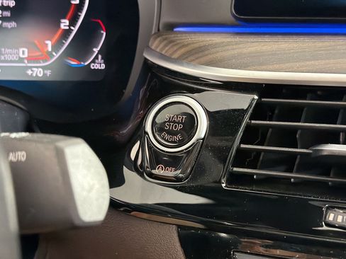 Used 2020 BMW M550i xDrive AWD/4WD image 27