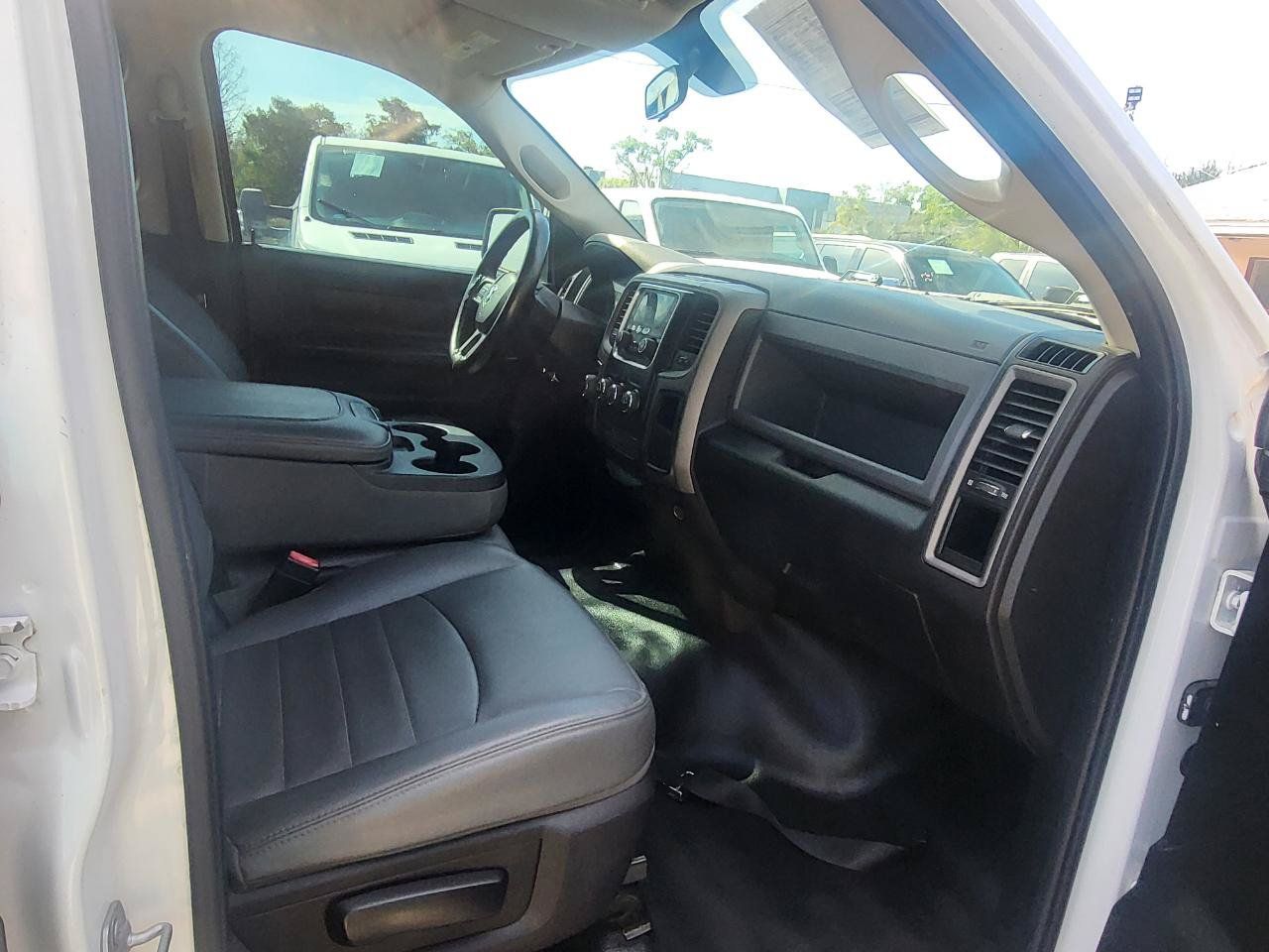 Used 2017 RAM 1500 Tradesman RWD image 39