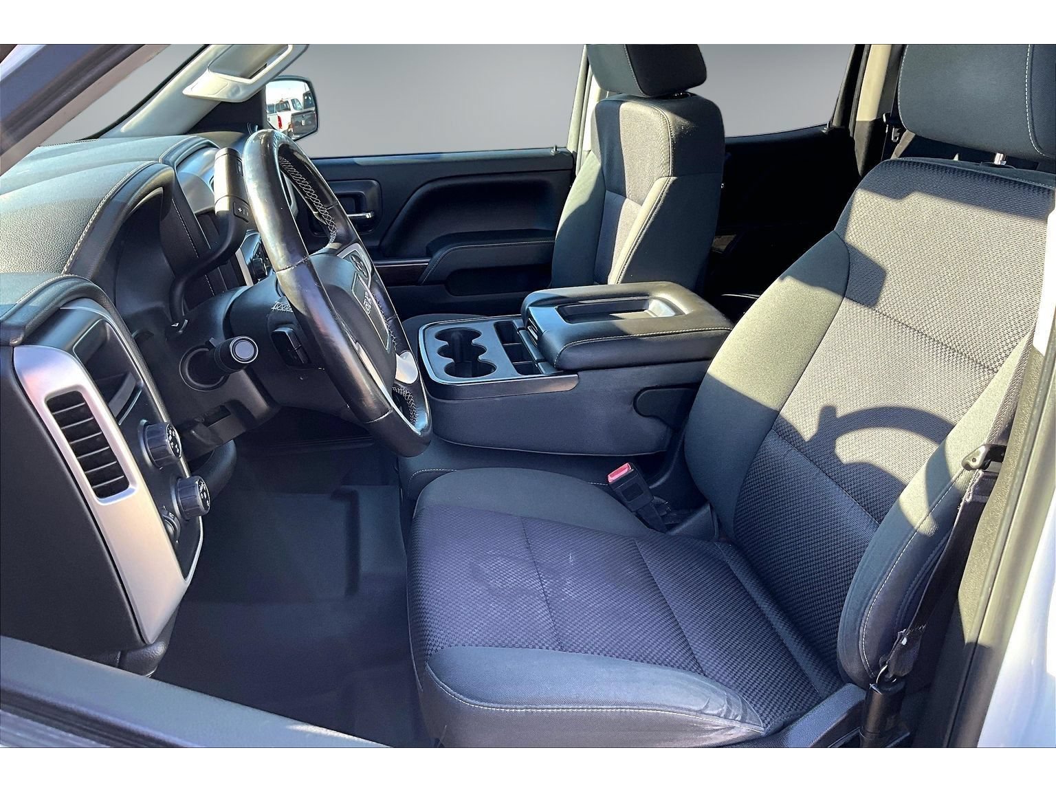Used 2015 GMC Sierra 1500 SLE AWD/4WD image 18
