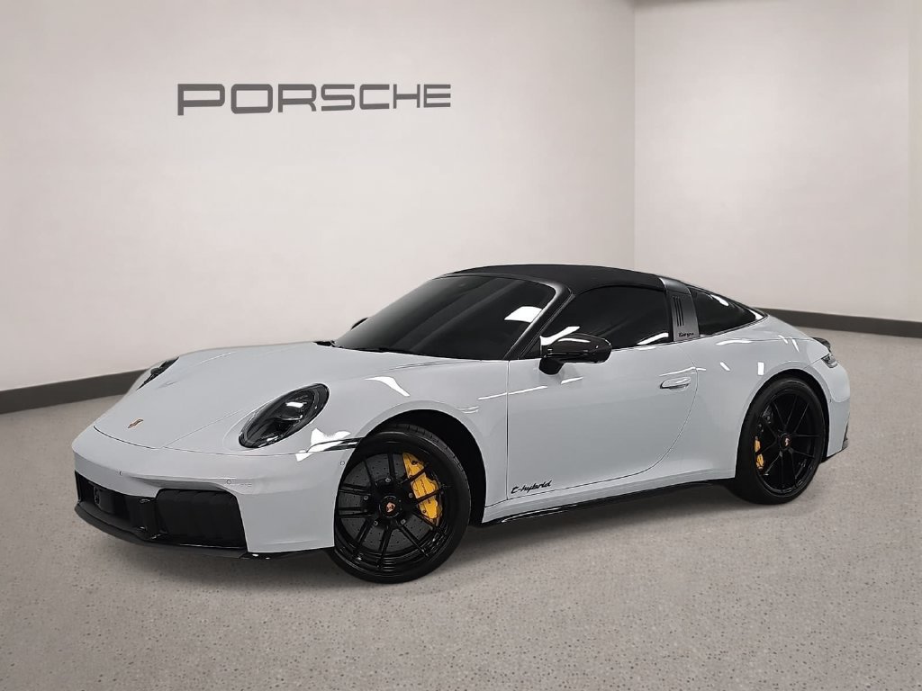 Certified 2026 Porsche 911 Targa 4 GTS AWD/4WD image 1