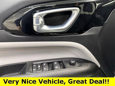 Used 2022 Jeep Compass Limited image 24