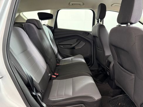 Used 2018 Ford Escape S image 26